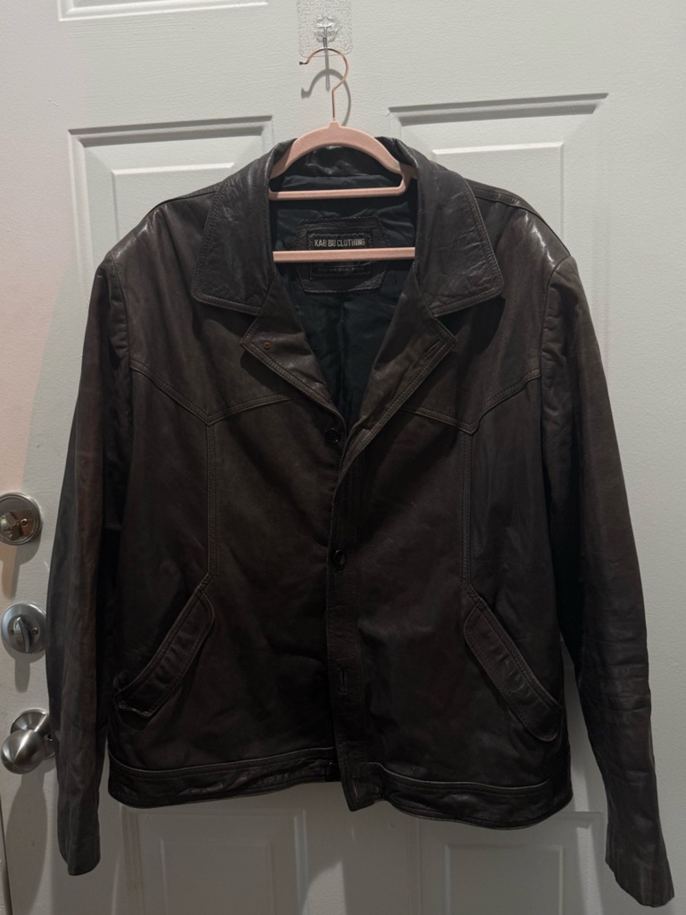 **VINTAGE** Men's Dark Brown Leather Bomber Jacket